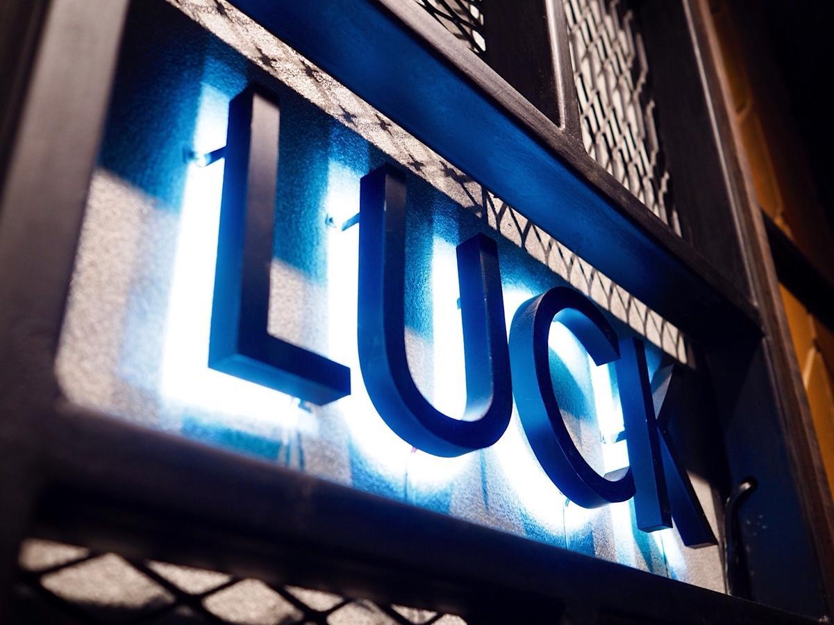 Luck Esan Loft Hotel Ubon Ratchathani Eksteriør billede