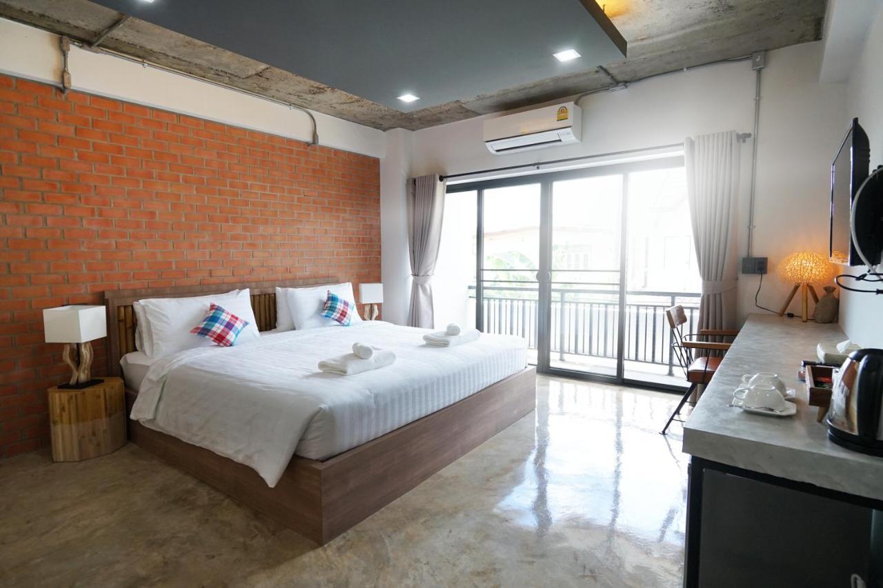 Luck Esan Loft Hotel Ubon Ratchathani Eksteriør billede
